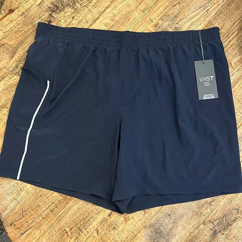 Men’s 2XL VRST Shorts with Mesh Liner